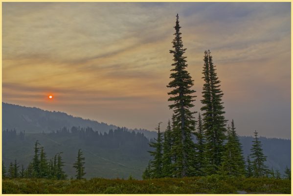 Sunrise at Glacier Vista on the Skyline Trail