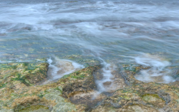 Water and rocks at Laniakea Beach