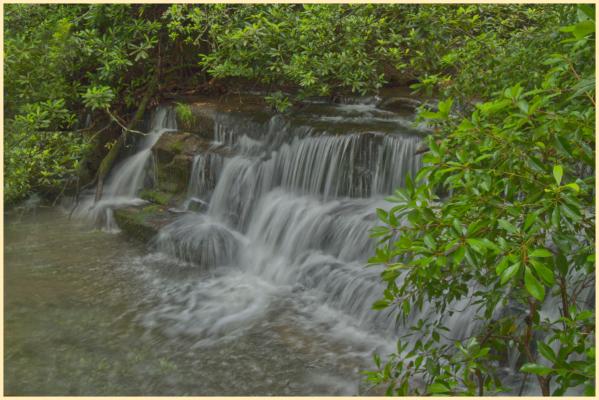 Lower falls on Crow Creek