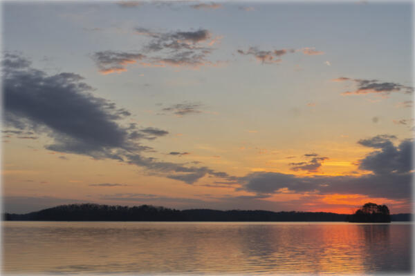 Lake Lanier Sunrise, March 2022