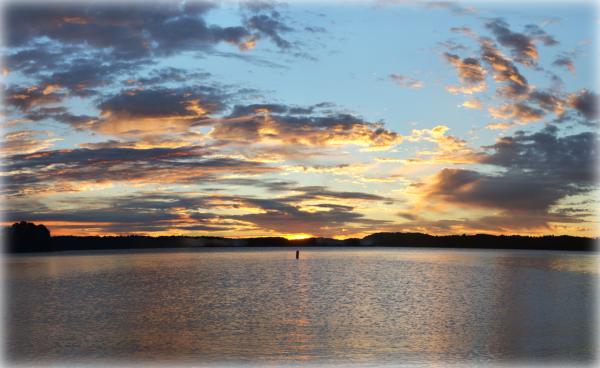Sunrise panorama over Lake Lanier