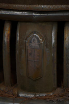 The grill plate of the Desoto