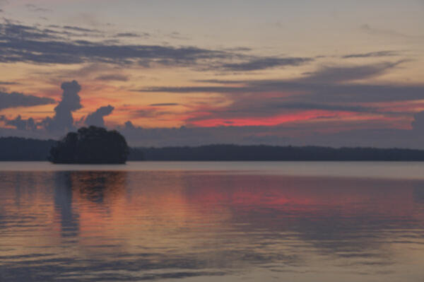 Early light on Lake Lanier