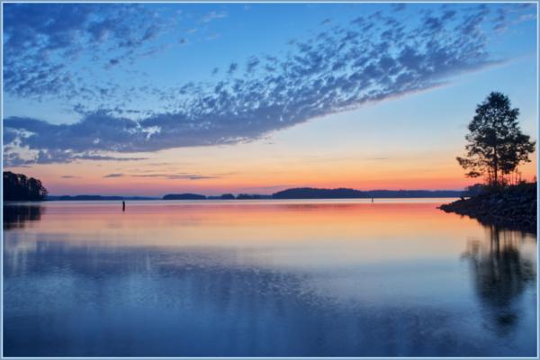 Morning twilight on Lake Lanier